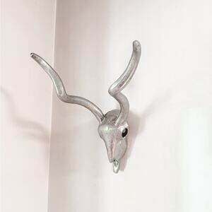 Anthropologie Silver Metal Wall Antelope Cow Skull